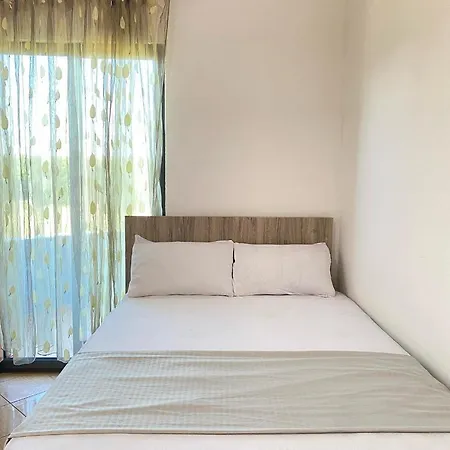 Grey Hotel Golem (Tirana)