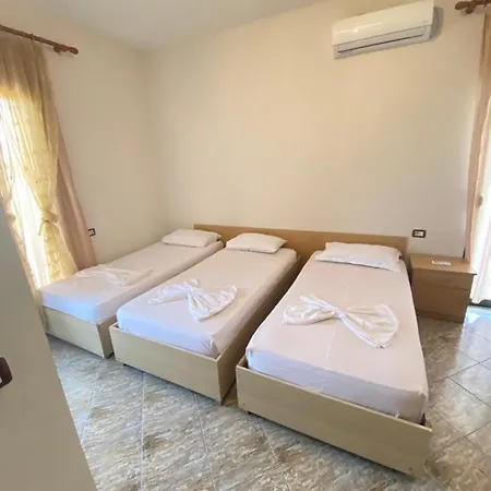 Hotel Grey Golem (Tirana)