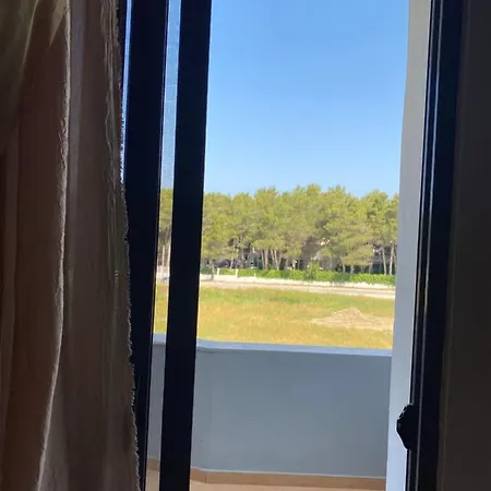 Hotel Grey Golem (Tirana)